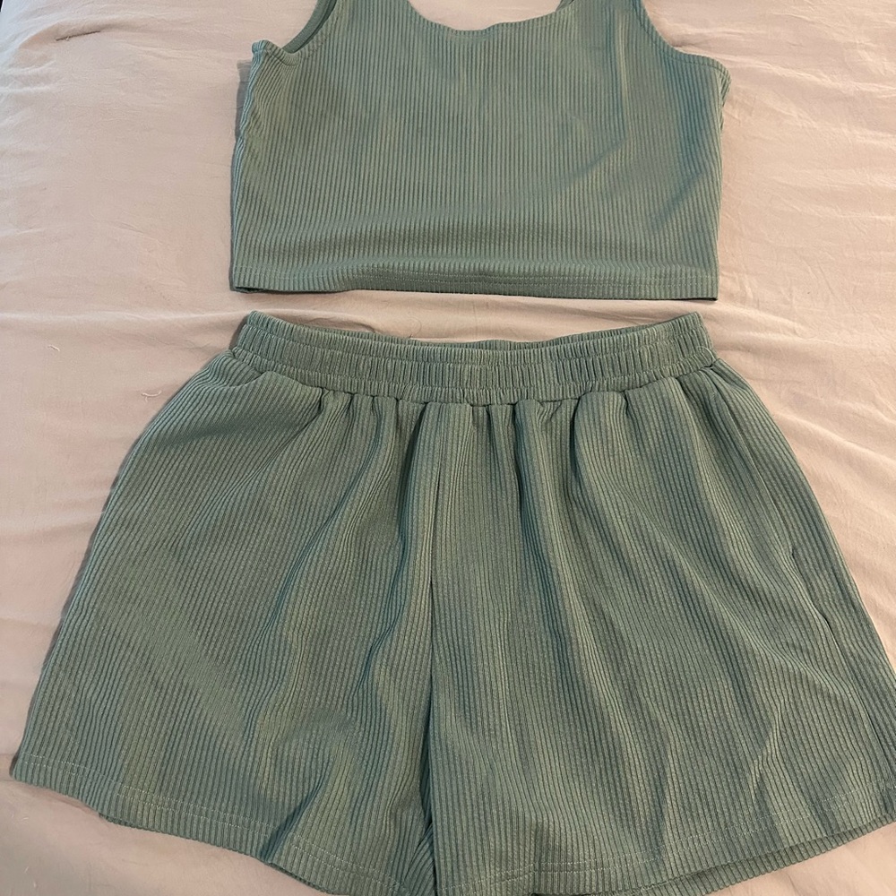 Green/blue Ribbed Tank and Shorts Set - Picture 2 of 2